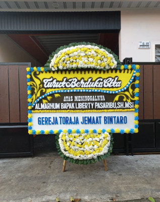 Papan Bunga Duka di Baturiti